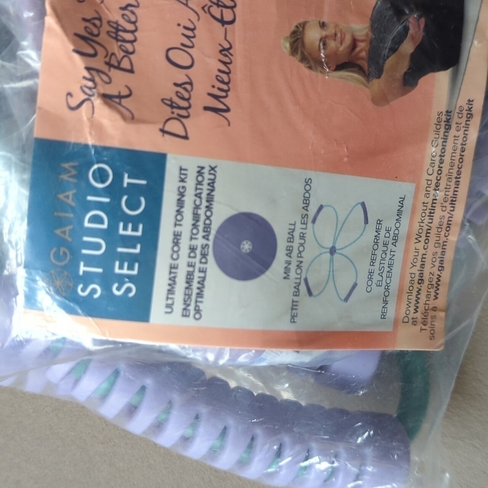 GAIAM Studio Select Ultimate Core Toning Kit New Say Yes To A Better You - Picture 3 of 7